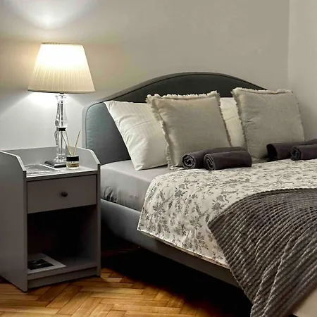 In The Location * Varsovia